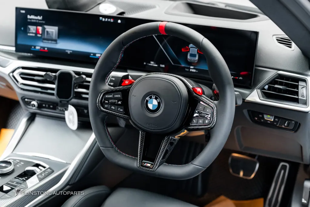 BMW M240i G42 พวงมาลัย