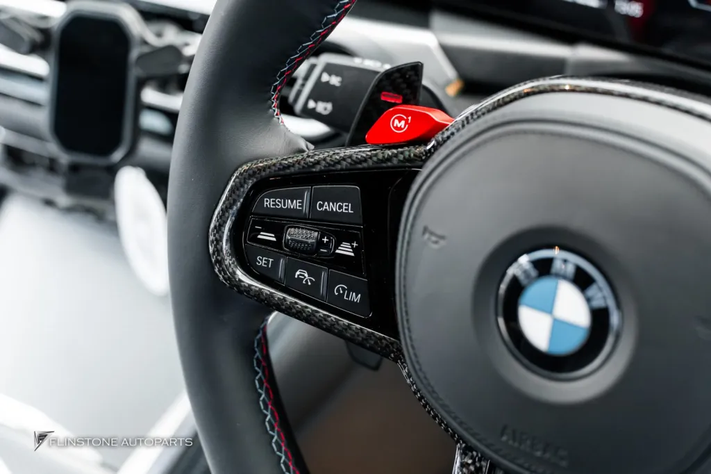 BMW M240i G42 พวงมาลัย