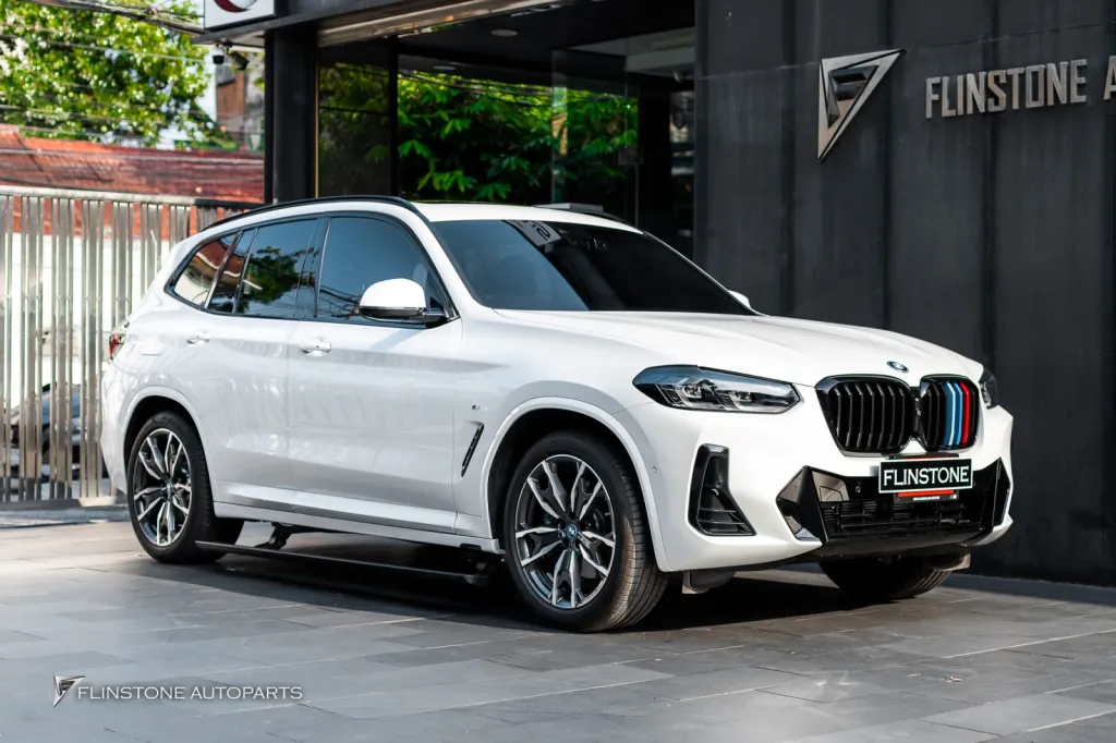BMW X3 บันไดไฟฟ้า