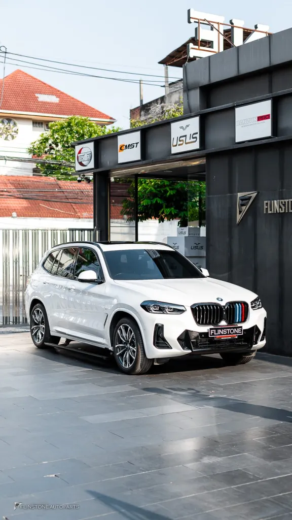 BMW X3 บันไดไฟฟ้า