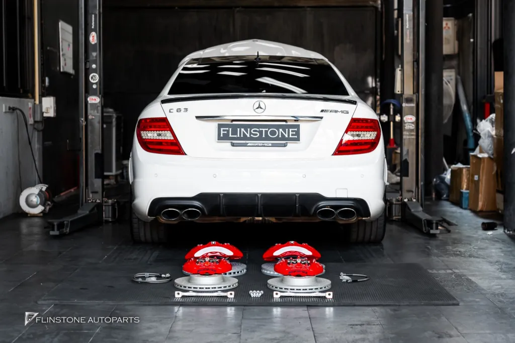 Mecedes Benz C63 เบรค