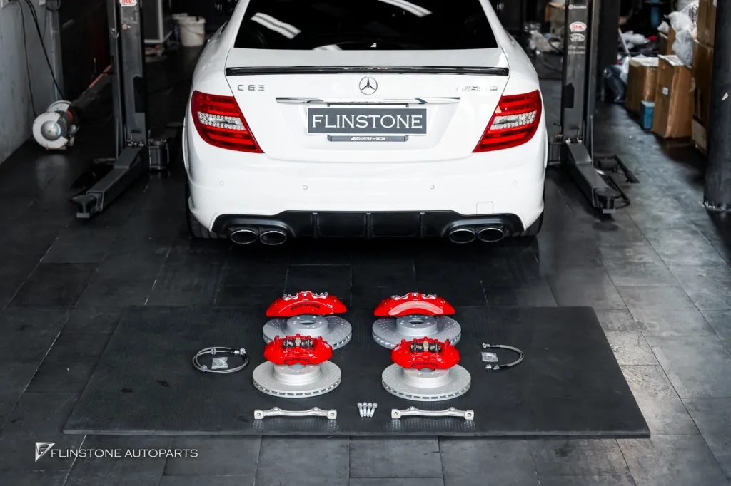 Mecedes Benz C63 เบรค