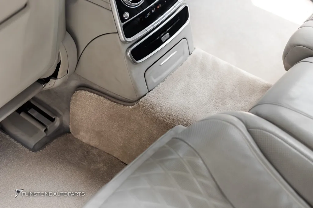 Mercedes Benz Sclass W222 พรม Maybach