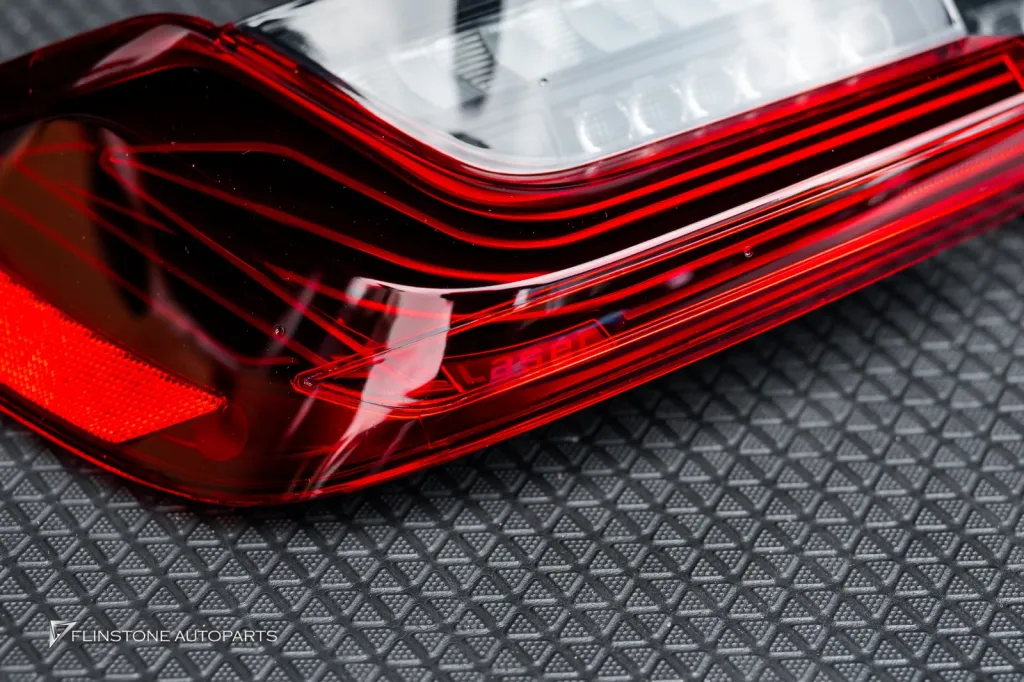 BMW 340i 尾灯 Laser