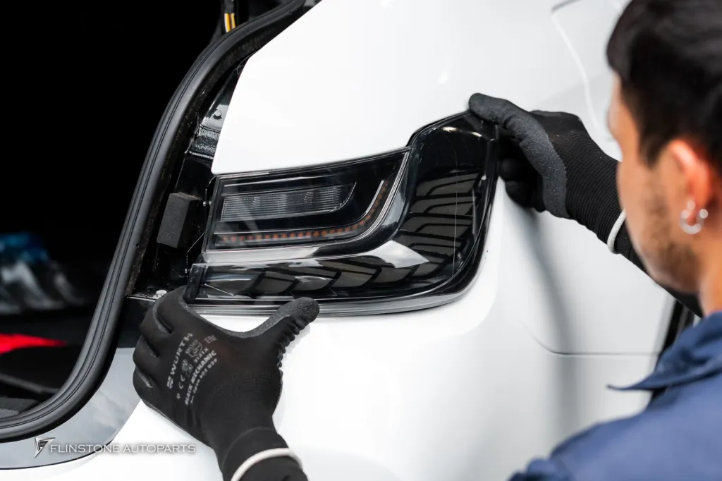 BMW 340i 尾灯 Laser