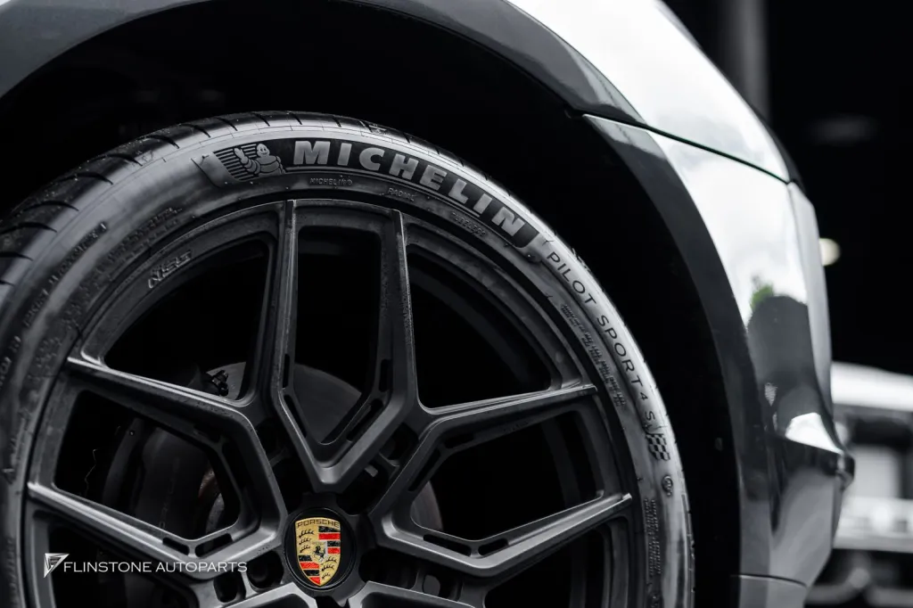 Porsche Macan ยาง