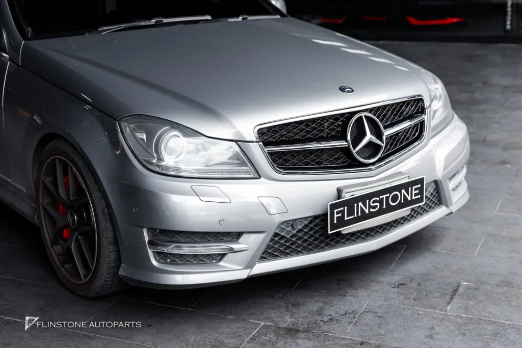 Mercedes Benz W207 กระจัง