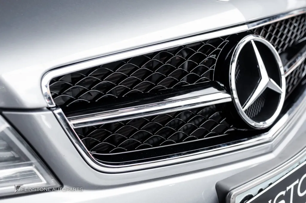 Mercedes Benz W207 กระจัง