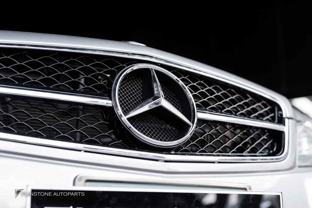 Mercedes Benz W207 กระจัง