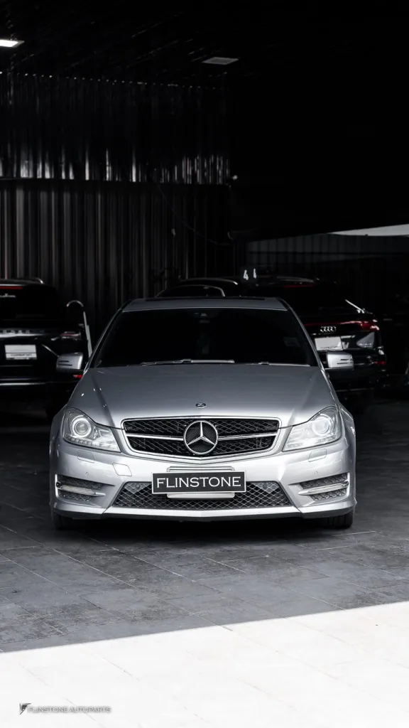 Mercedes Benz W207 กระจัง