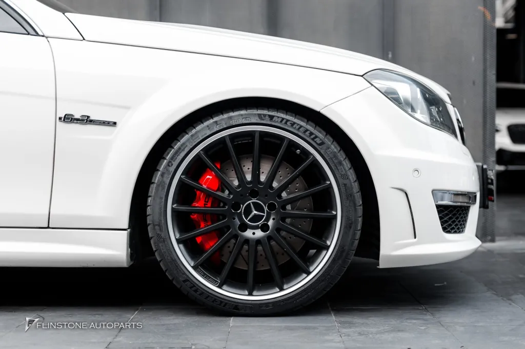 Mecedes Benz C63 เบรค