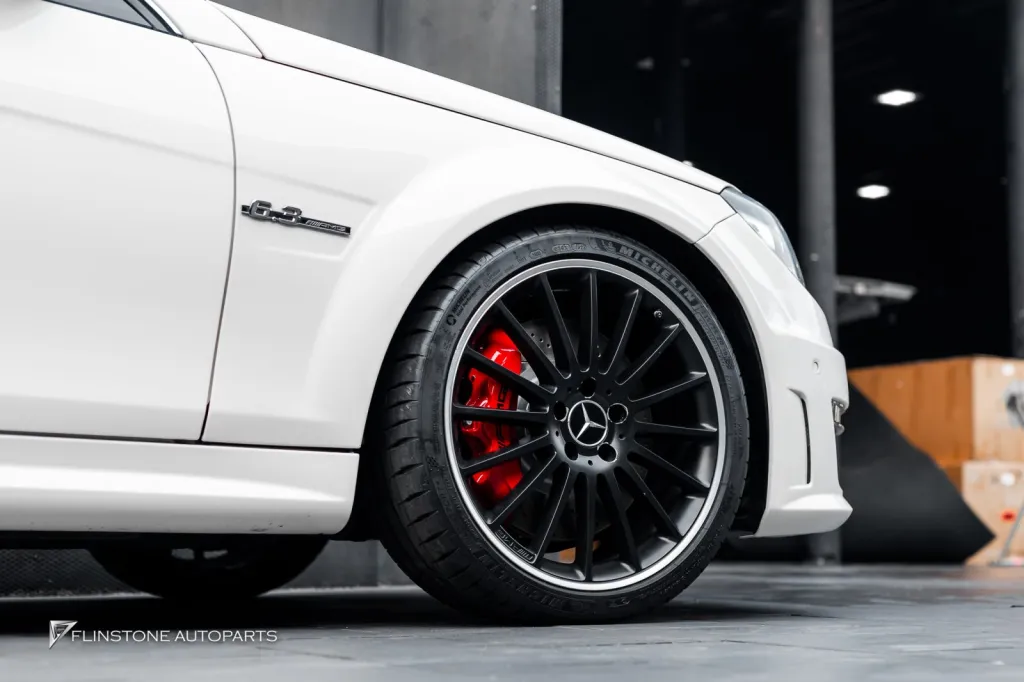 Mecedes Benz C63 เบรค