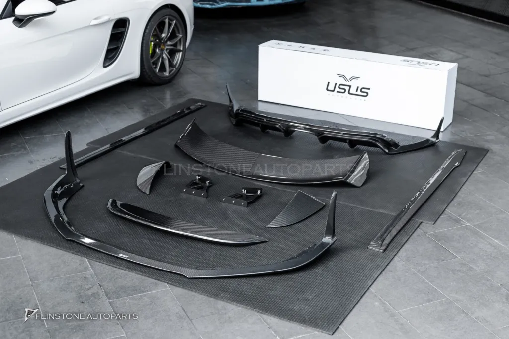 Porsche 718 Cayman Carbon Parts Kit CMST Wing GT4 V.1 Usus