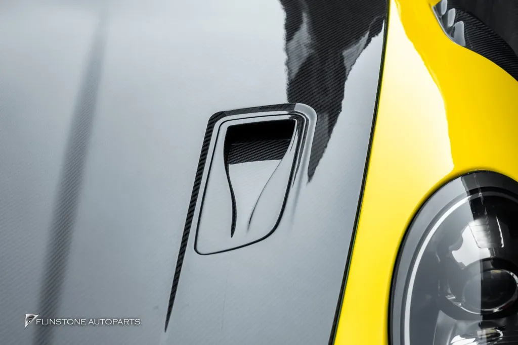 Porsche GT3 Yellow (Complete)