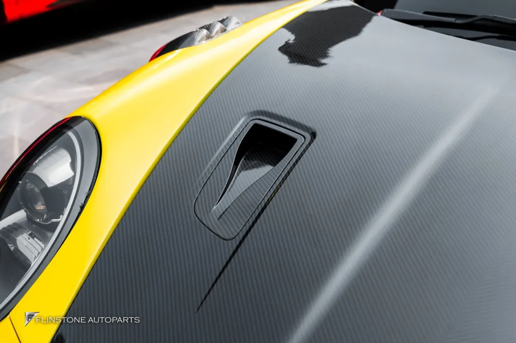 Porsche GT3 Yellow (Complete)