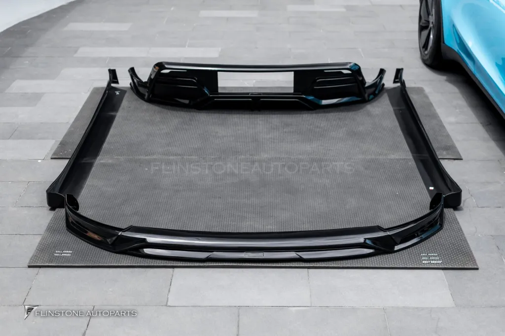 Tesla Model Y Juniper ชุดพาร์ทดำเงา BSKT Design