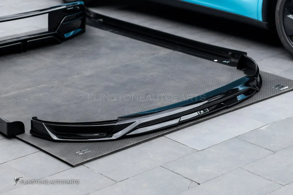 Tesla Model Y Juniper ชุดพาร์ทดำเงา BSKT Design