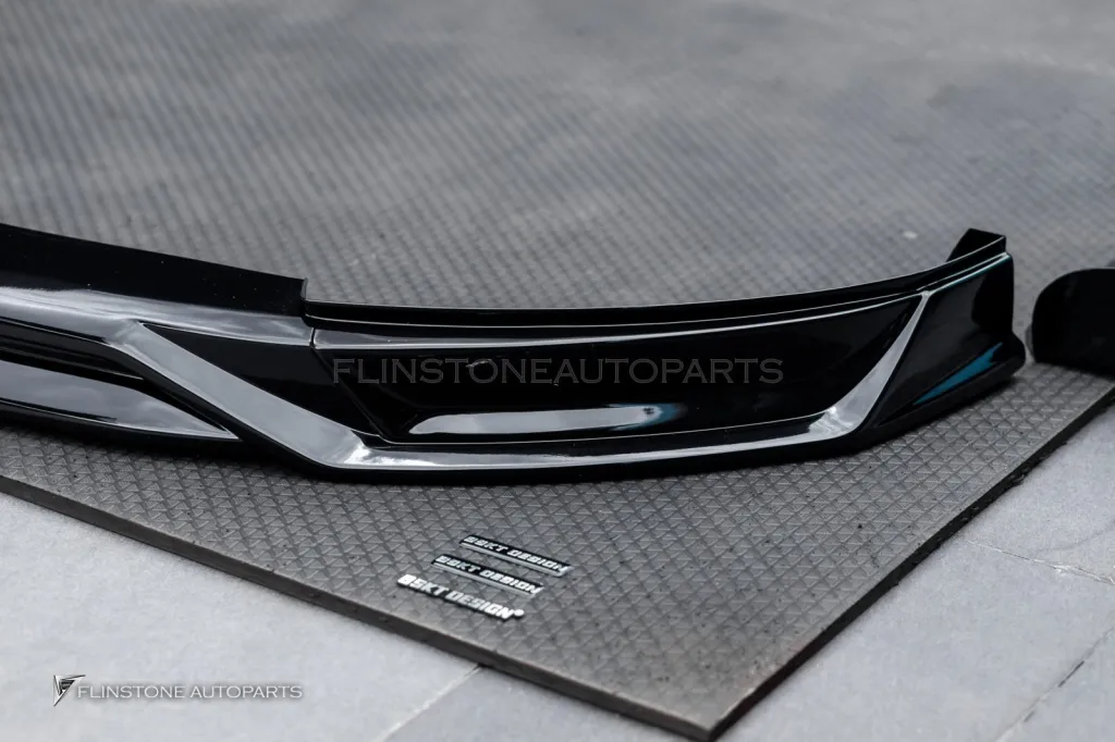 Tesla Model Y Juniper ชุดพาร์ทดำเงา BSKT Design