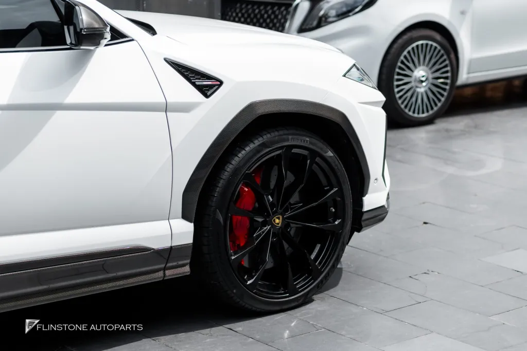 Lamborghini Urus ทำสีเบรค ช่องลม