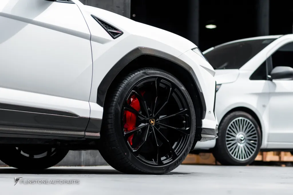 Lamborghini Urus ทำสีเบรค ช่องลม