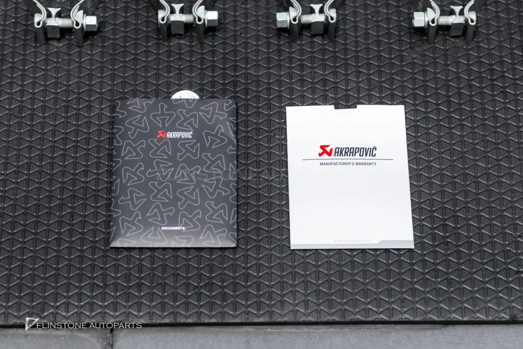 Porsche Panamera 976 ท่อ Akrapovic