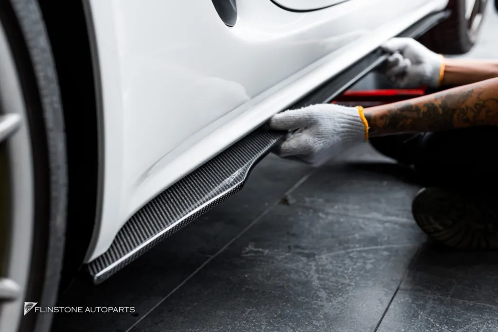 Porsche 718 Cayman Carbon Parts Kit CMST Wing GT4 V.1 Usus