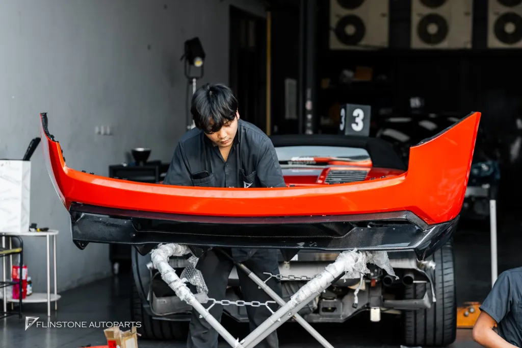 Lamborghini Gallado กันชนหน้า ดิฟ สเกิร์ต ปลายท่อ