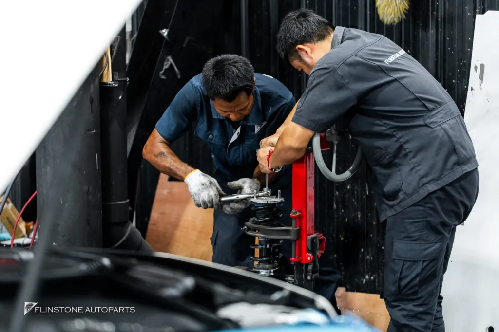 Mercedes Benz C205 โช้ค