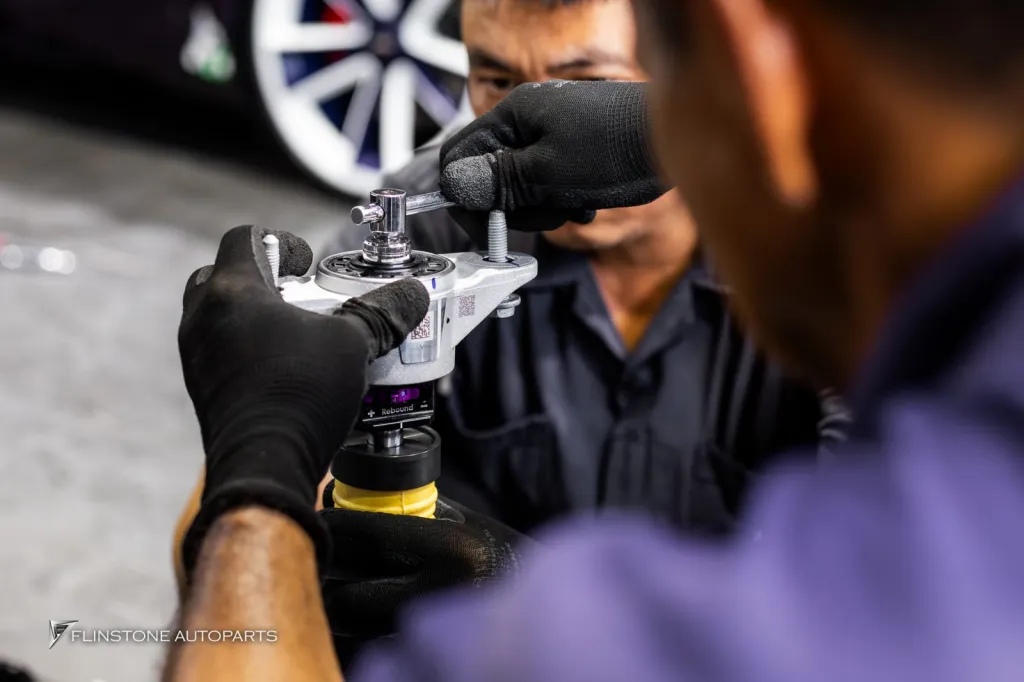 Tesla Juniper โช้ค KW V3