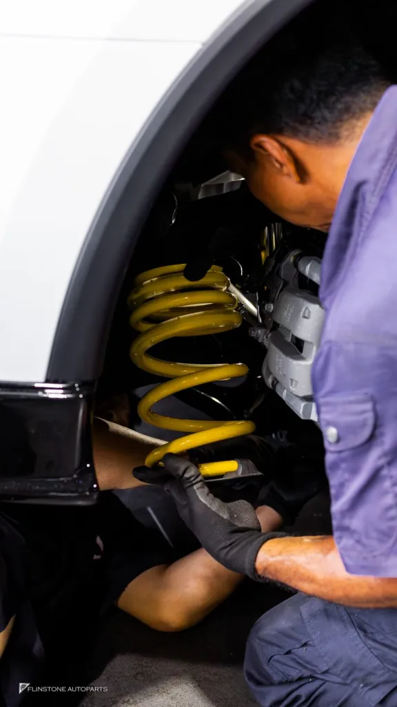 Tesla Juniper โช้ค KW V3