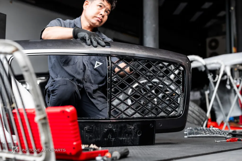 Bentley กระจัง โลโก้ Mulliner ล้อ Usus Floating Cap