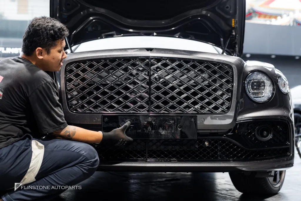 Bentley กระจัง โลโก้ Mulliner ล้อ Usus Floating Cap