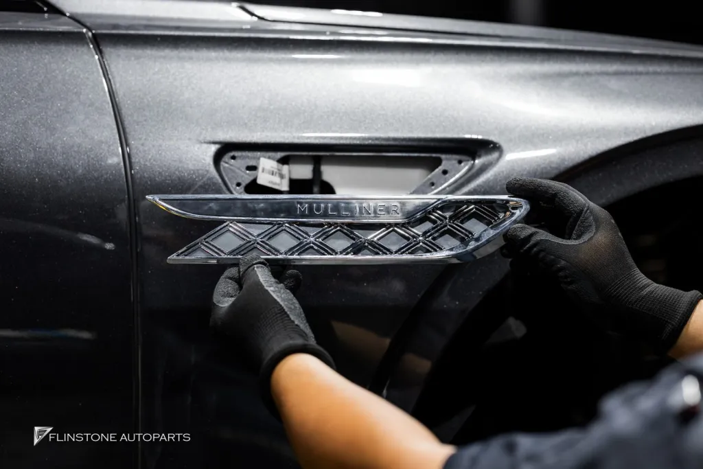 Bentley กระจัง โลโก้ Mulliner ล้อ Usus Floating Cap