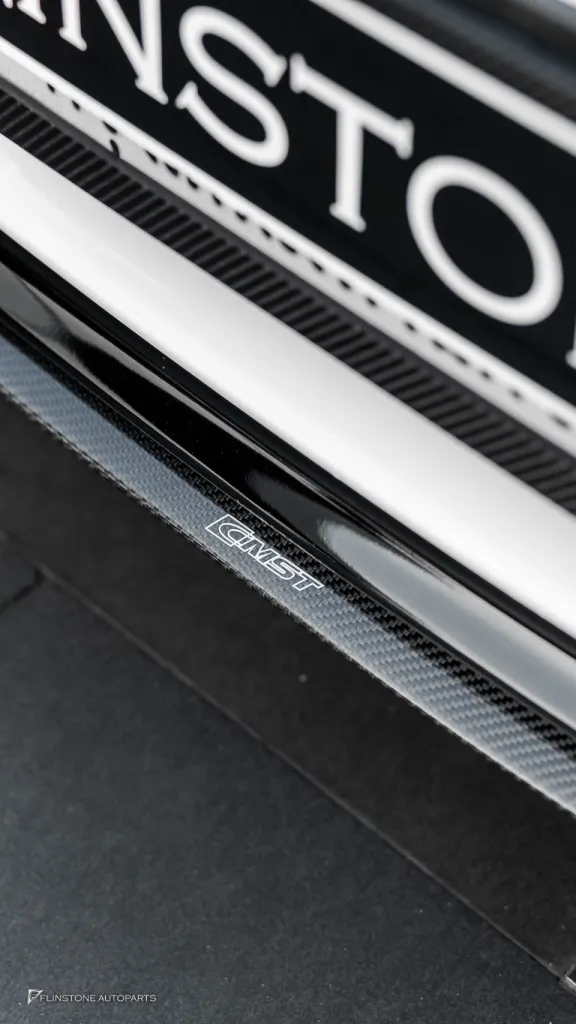 Porsche 718 Cayman Carbon Parts Kit CMST Wing GT4 V.1 Usus