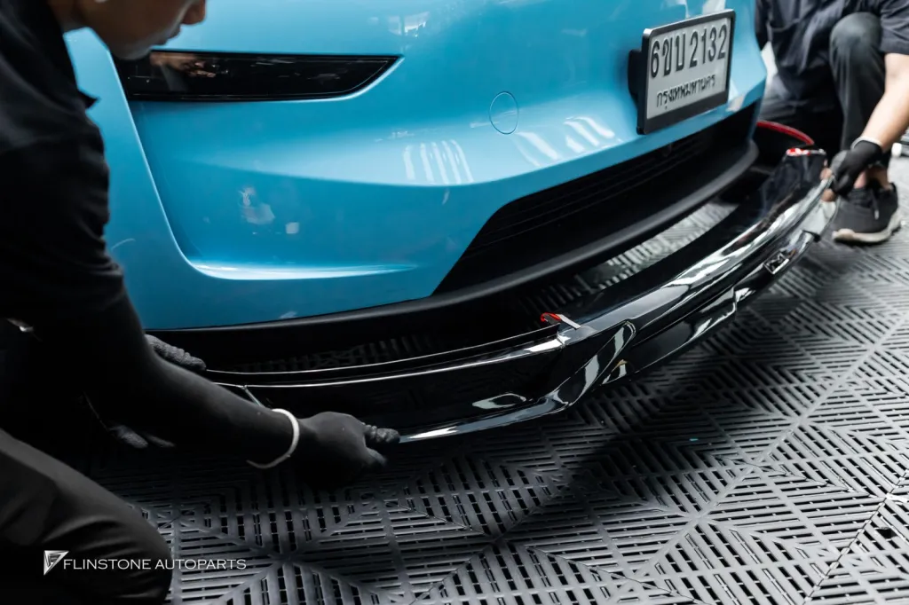 Tesla Model Y Juniper ชุดพาร์ทดำเงา BSKT Design
