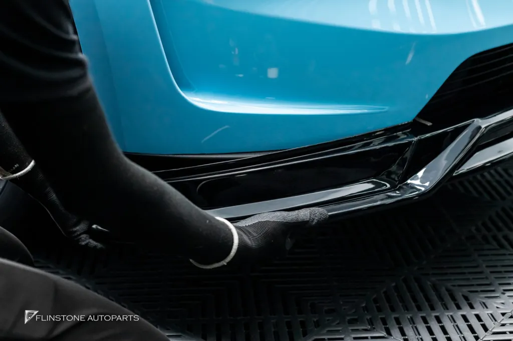 Tesla Model Y Juniper ชุดพาร์ทดำเงา BSKT Design