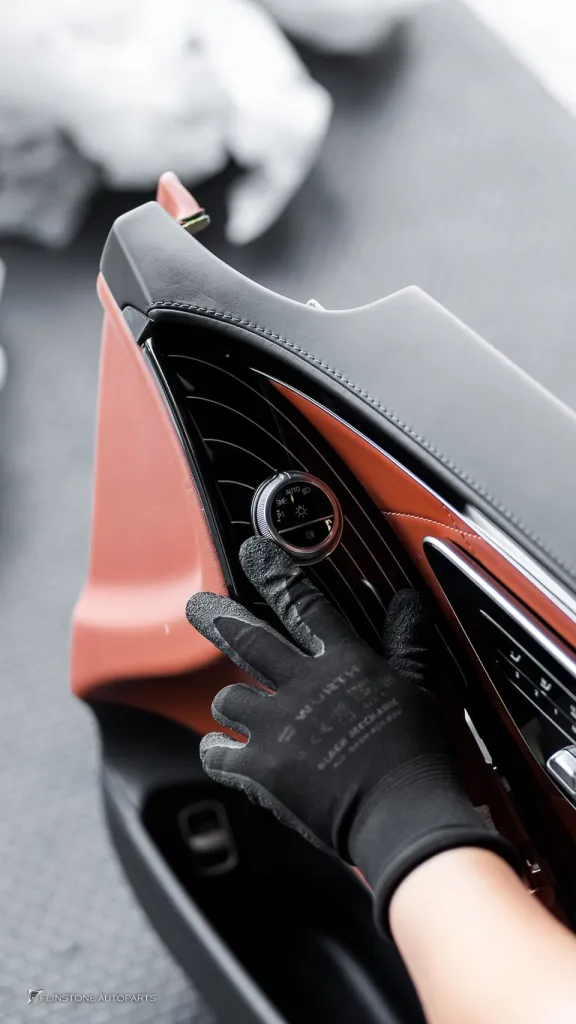 Mercedes Benz Sclass W223 Ambient Light แผงคอนโซล