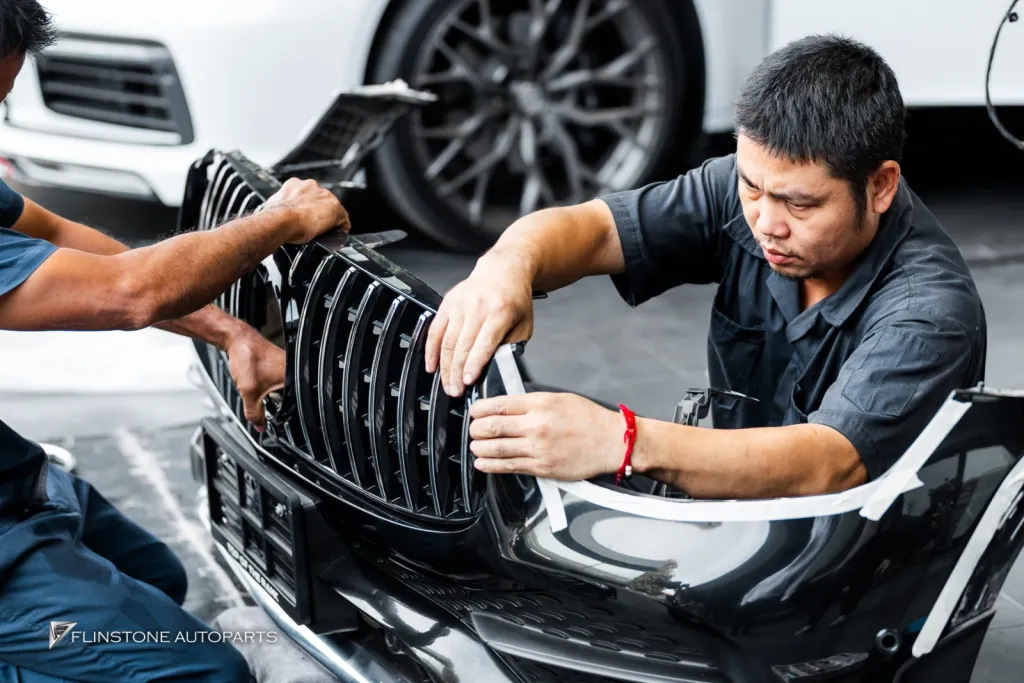 Mercedes Benz Gla กระจัง