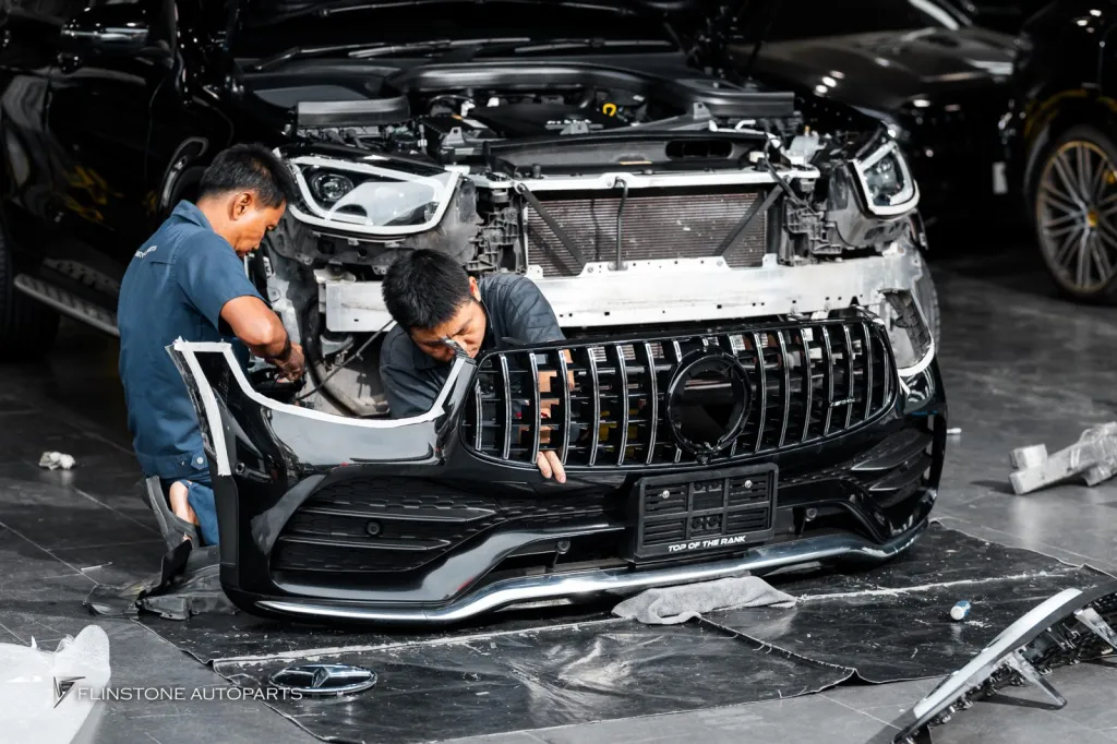 Mercedes Benz Gla กระจัง