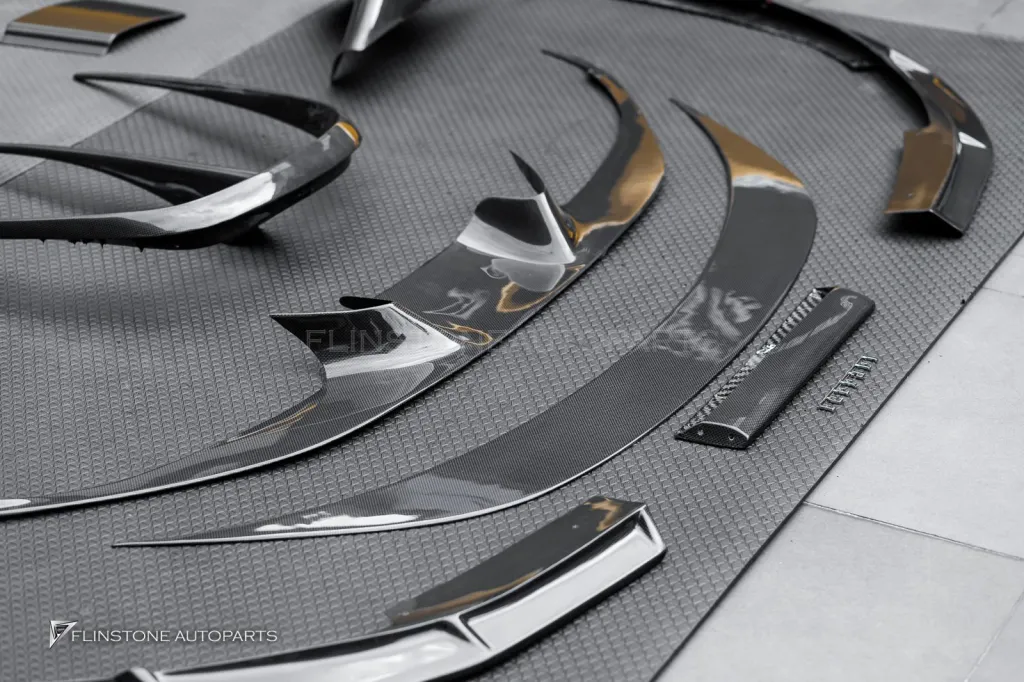 Ferrari F8 Tributo ชุดพาร์ท Mansory