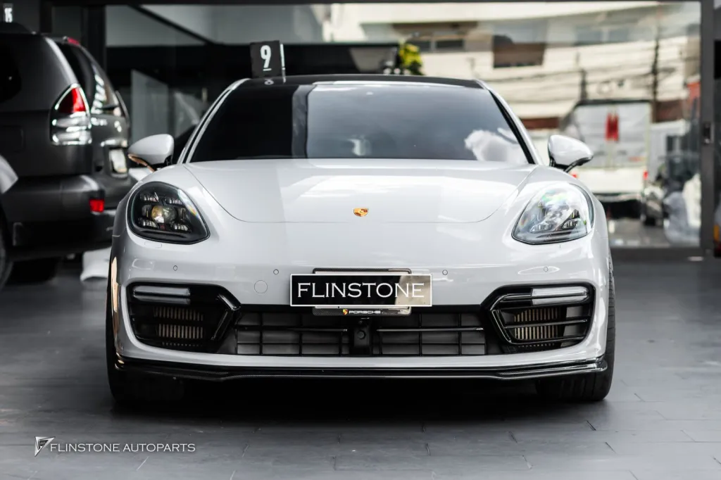 Porsche panamera โลโก้ Porsche ฝากระโปรง