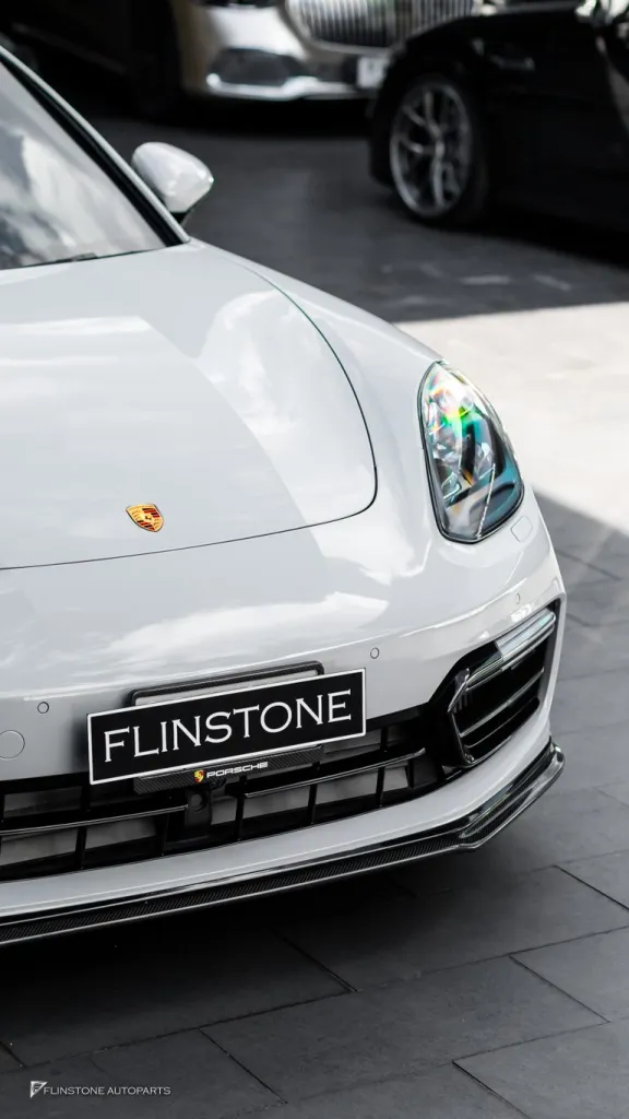 Porsche panamera โลโก้ Porsche ฝากระโปรง