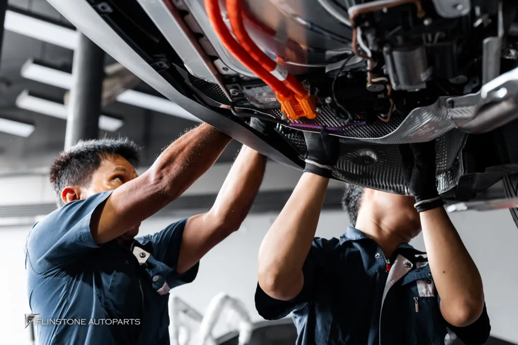 Porsche Panamera 976 ท่อ Akrapovic