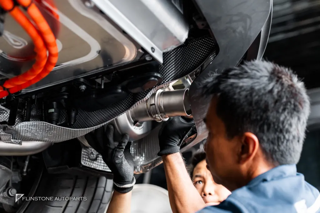 Porsche Panamera 976 ท่อ Akrapovic