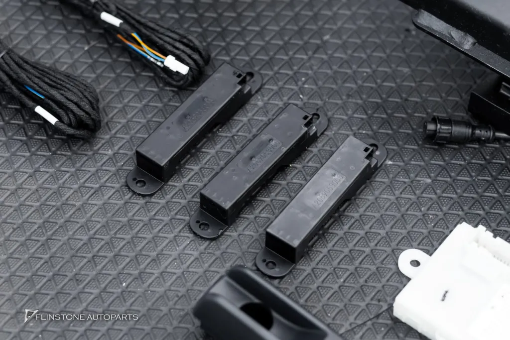 Mercedes Benz Gclass บันไดไฟฟ้า Keyless