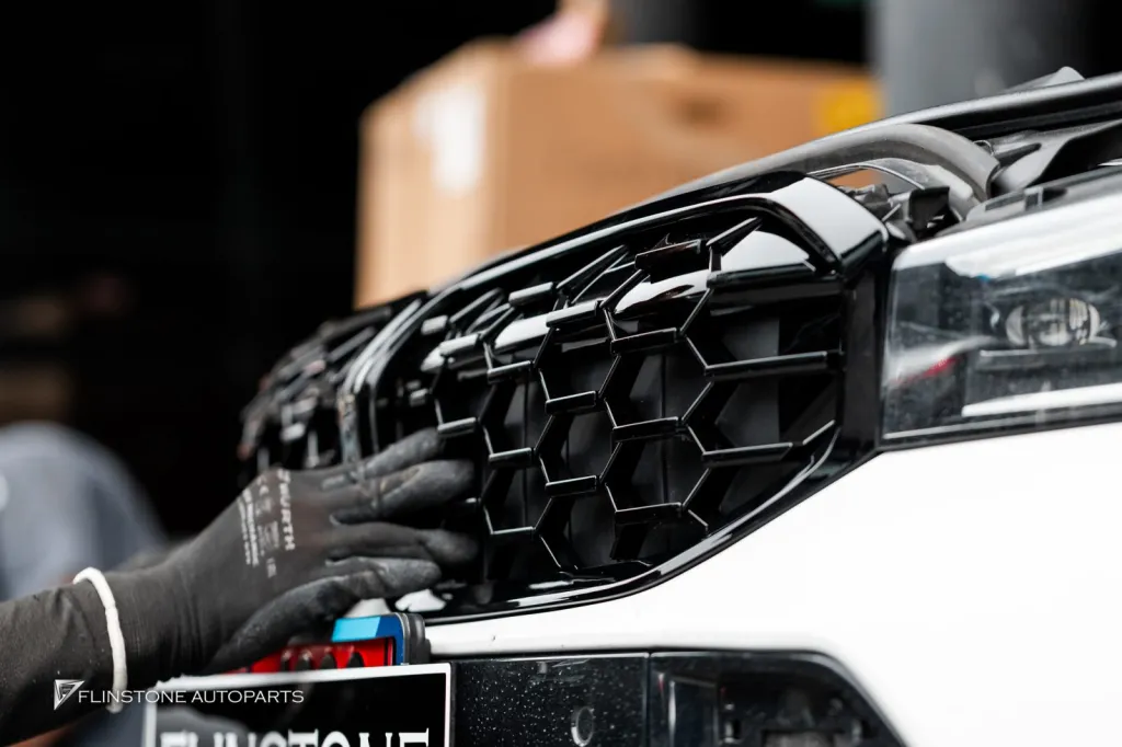 BMW G20 กระจัง กรอบป้าย กระจก Usus
