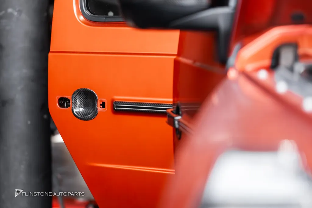 Mercedes Benz Gclass บันไดไฟฟ้า Keyless