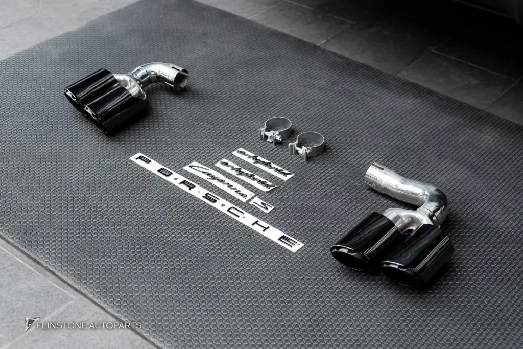 Porsche Cayenne โลโก้ดำ ปลายท่อ