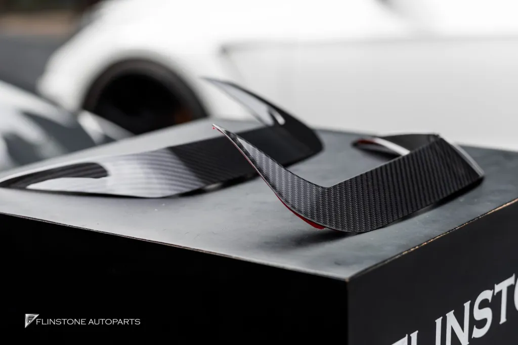 BMW G22 canard trim