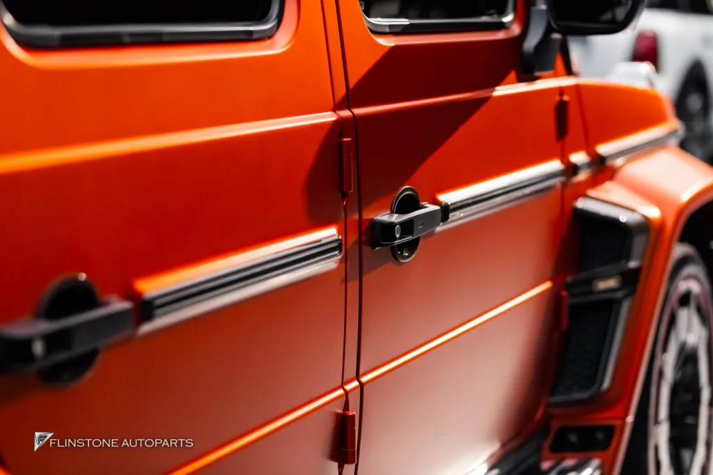 Mercedes Benz Gclass บันไดไฟฟ้า Keyless